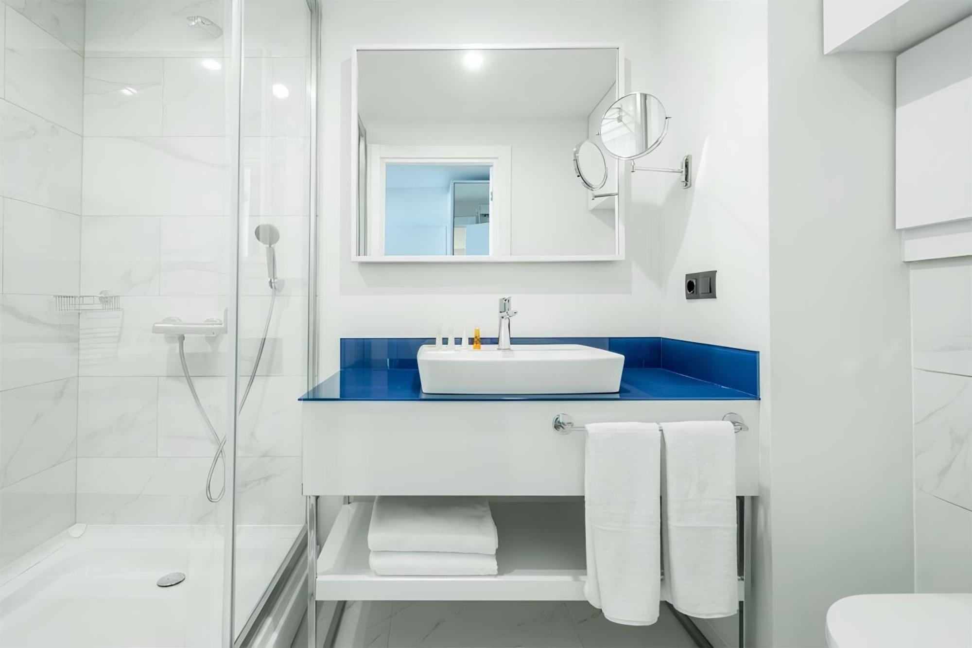 Апартаменты Orbi City Black Sea View Батуми Экстерьер фото